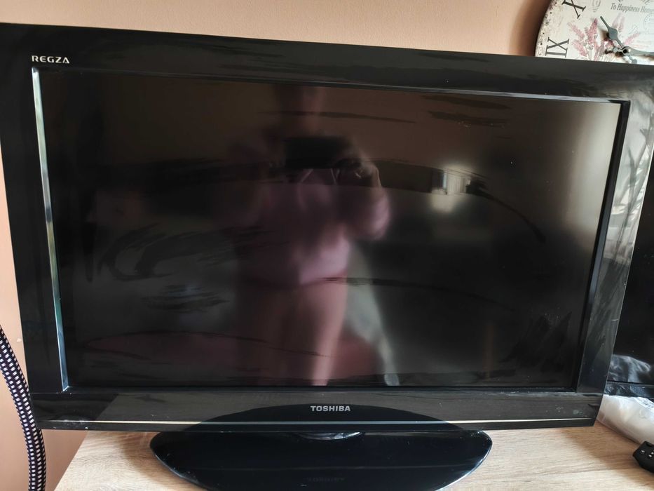 Телевизор 32", Toshiba