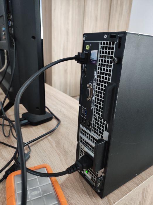 Unitate Desktop Dell 3070 i7/8g ram/256gb Nvme