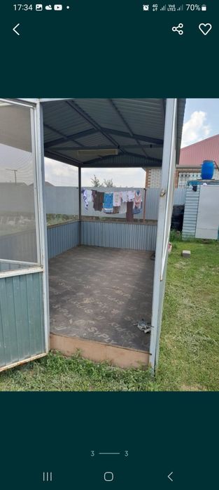 Беседка для дома с маскитный сеткой.