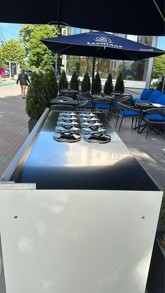 Vitrina/lada inghetata ca Noua IFI Pozzetti 10 + 10 carapine