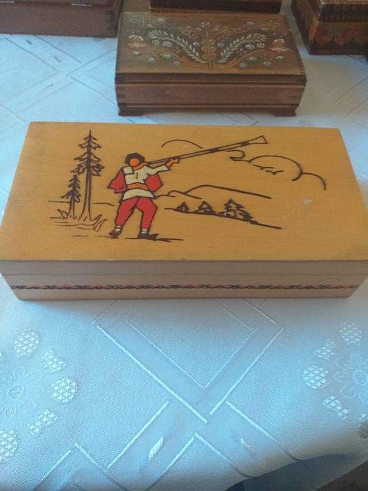 Дървени кутийки за бижута