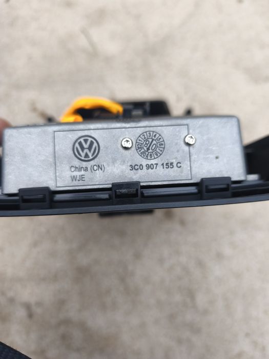 Invertor priză 230v și grile ventilație cotieră Volkswagen Passat B6
