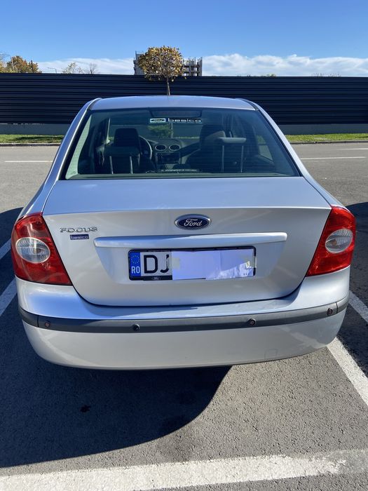 Ford focus 1.6 benzina