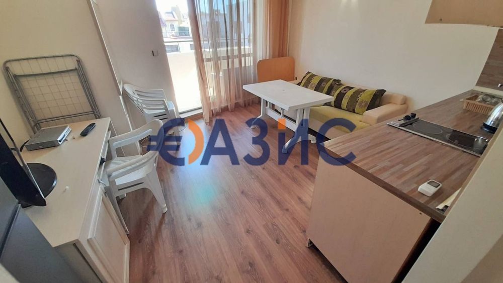 Двустайни апартаменти близо до морето в комплекс Авалон, Слънчев Бряг,