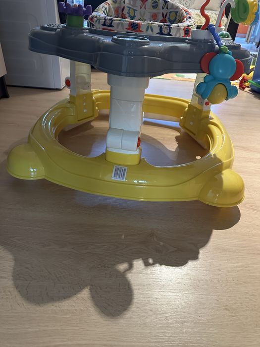 Проходилка 4 в 1 Chipolino Джоя Лукс Зайчета