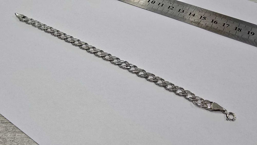 Сребърна гривна 925
