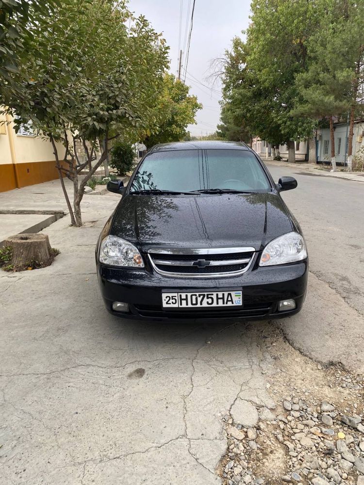 chevrolet lasetti sotiladi 1.8qorayozela