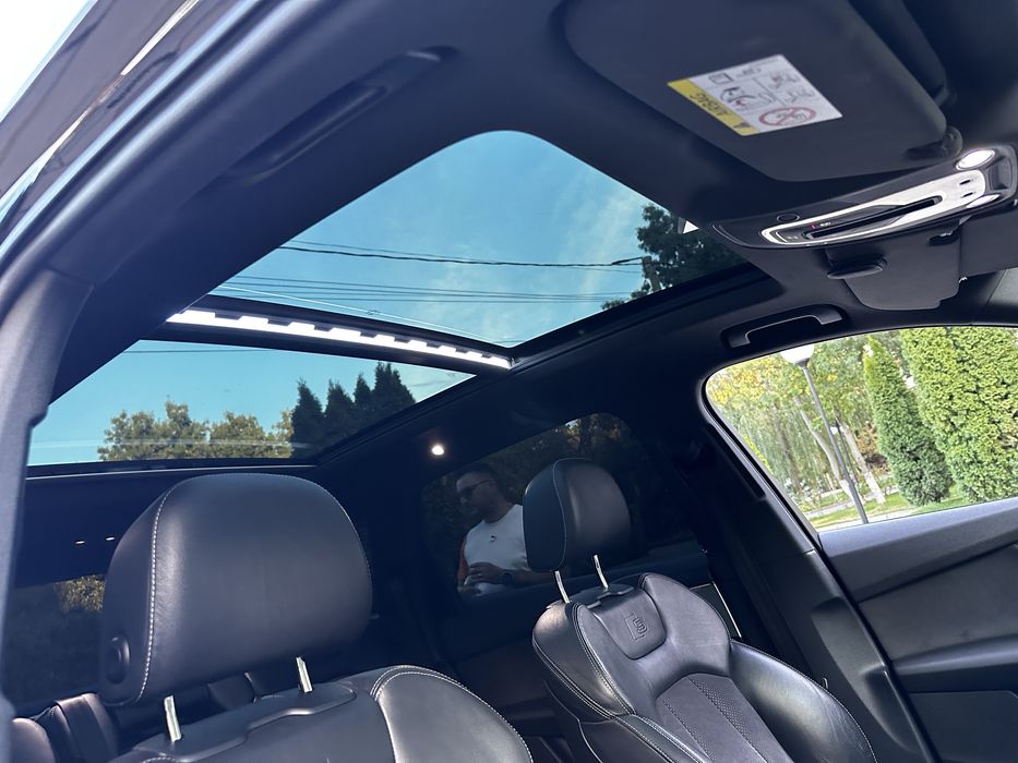Audi q7/ FULL/ Faruri Matrix/ jante Urus 22’