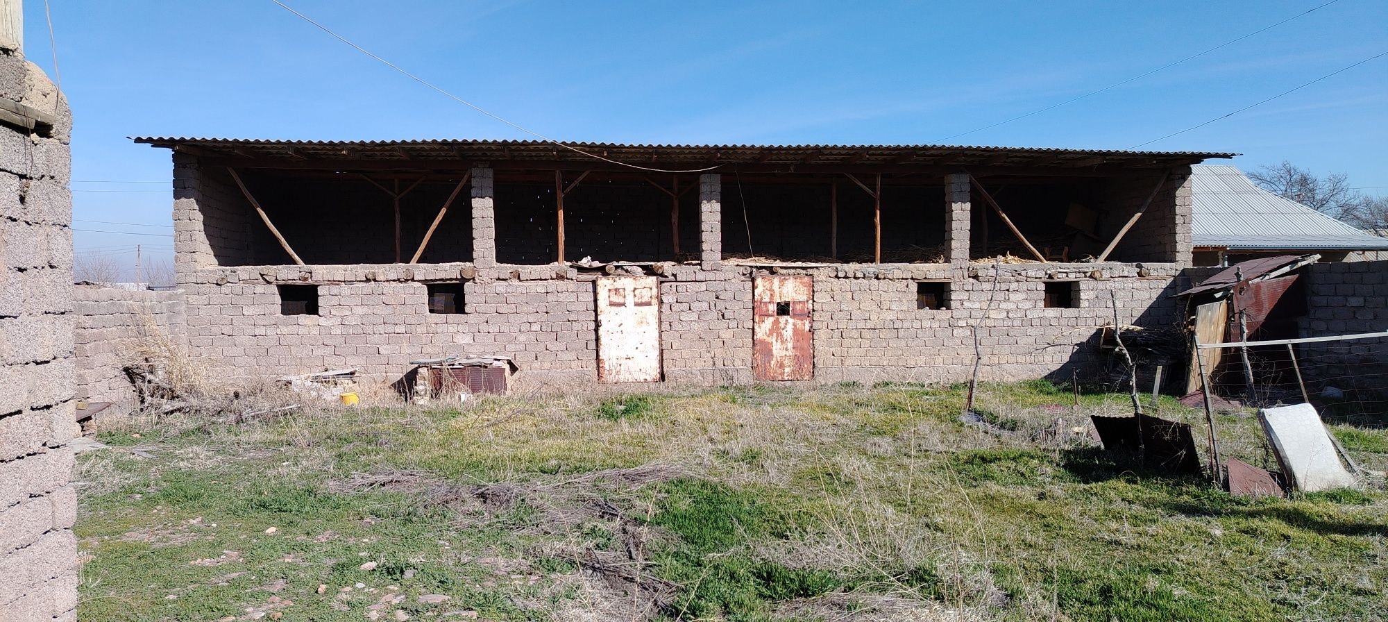 Dacha sotiladi yoki barter