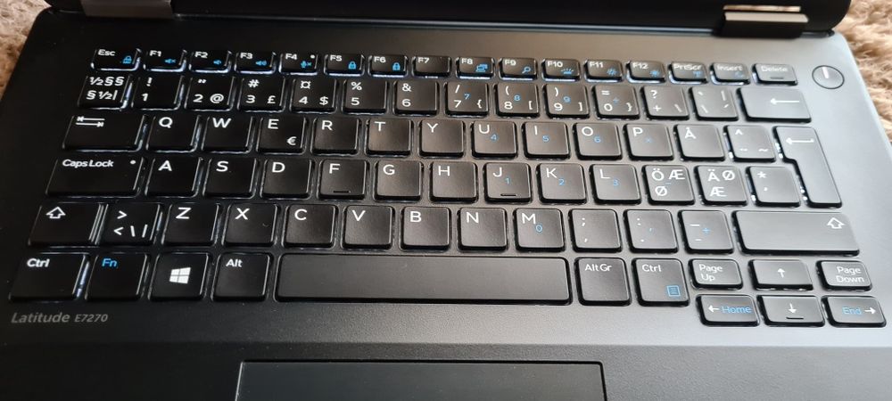 Ultrabook Dell Latitude E7270