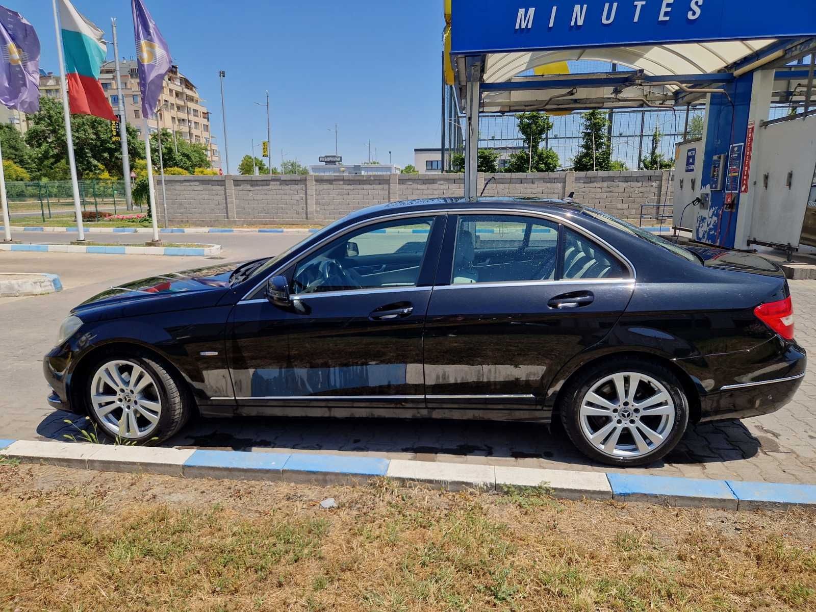 Мерцедес С200 1.8 бензин 2011г.7G-tronic plus автоматик старт-стоп