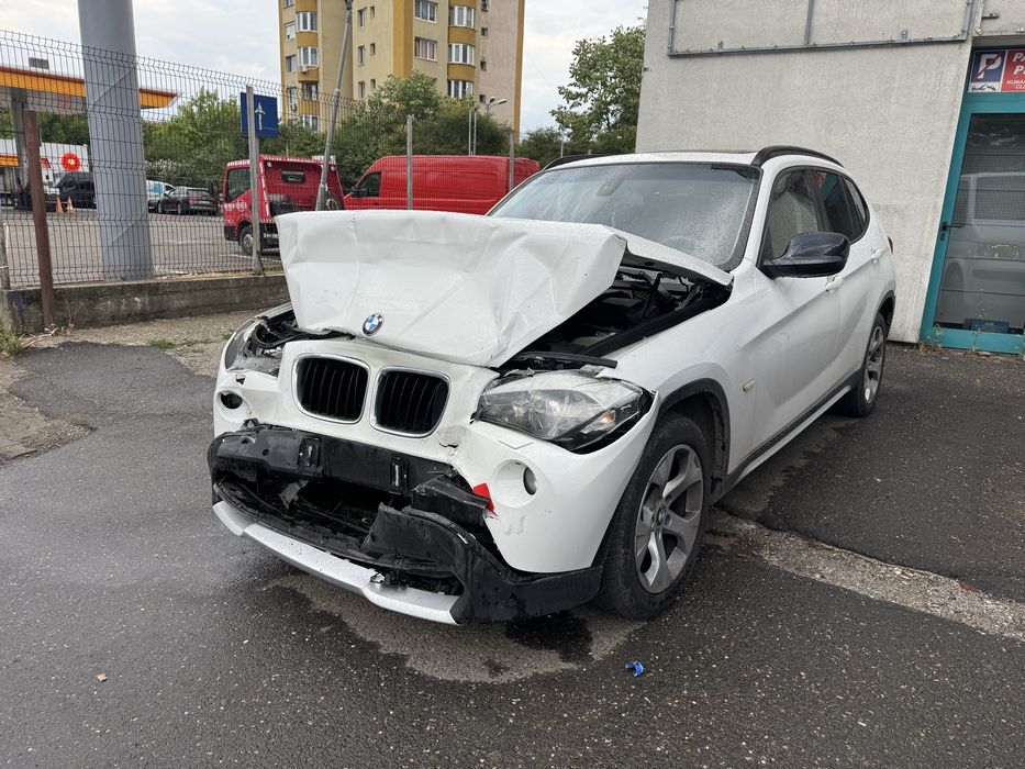 Dezmembrez BMW X1 N47 cutie automata 6hp