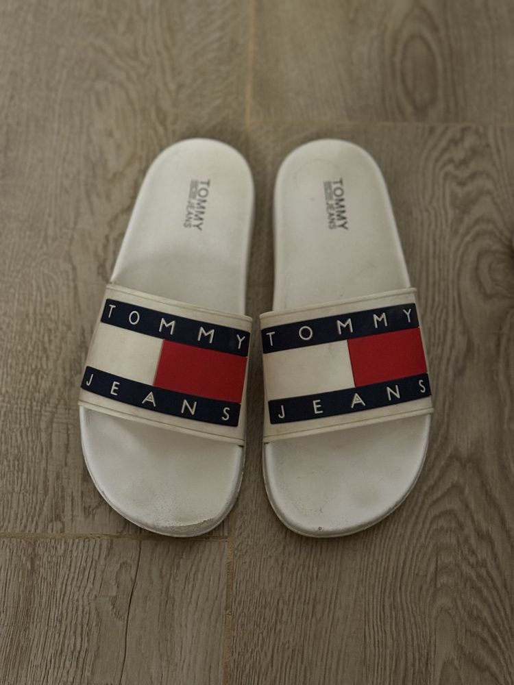 Слайдеры белые Tommy