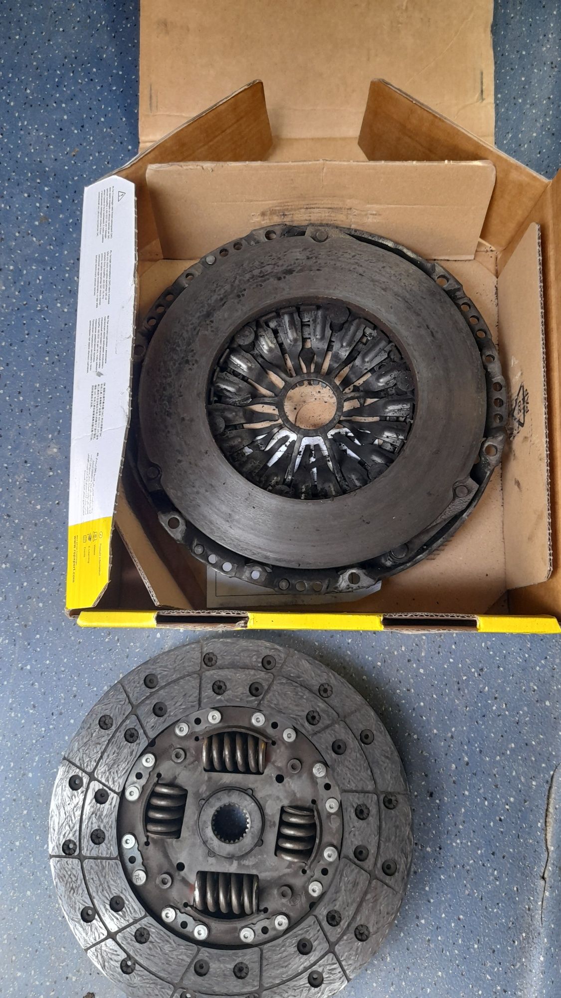 Vând placa si disc ambreiaj ford transit