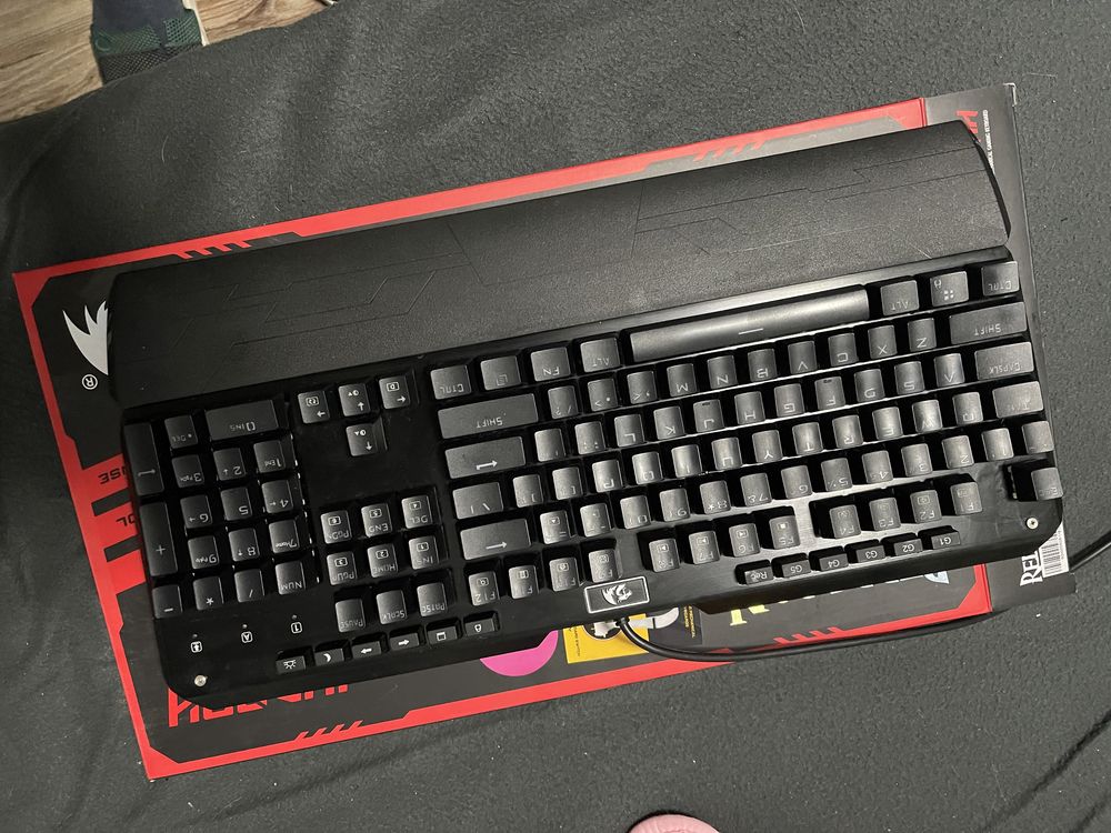 Tastatura mecanica Redragon K555RGB