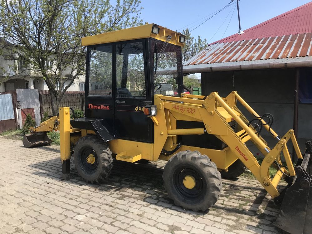 Prestări servicii Buldoexcavator