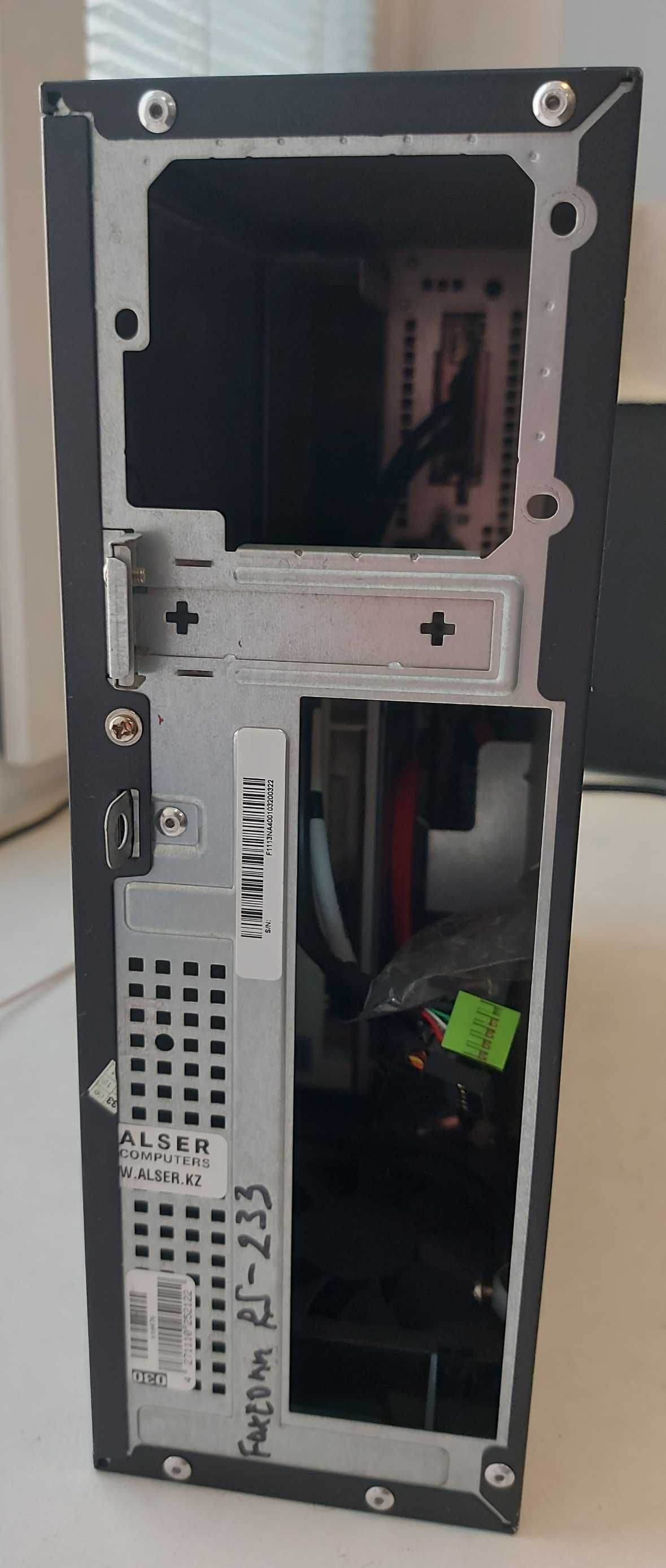 Корпус Minitower Foxconn RS233 (H) Mini-ITX без БП