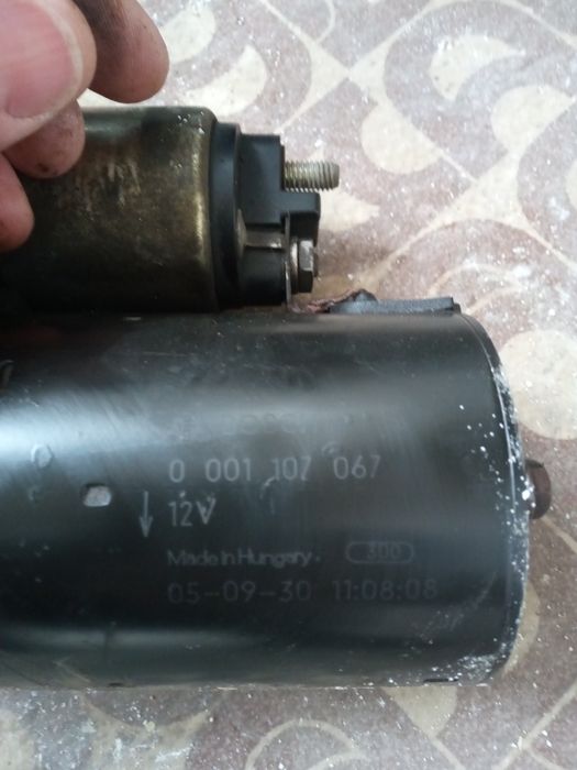Двигател Волво V40 + останали части