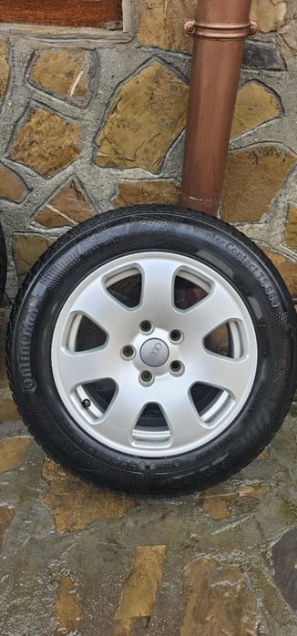 Продавам гуми с джанти 15