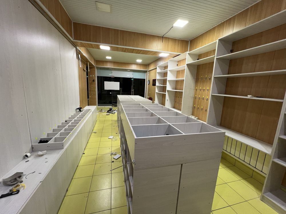 DO’KON UCHUN MEBEL, polkalal 2 ta ostrov va boshqa jixozlari
