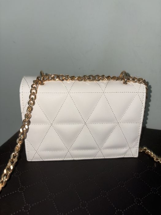 YSL бяла стилна чанта