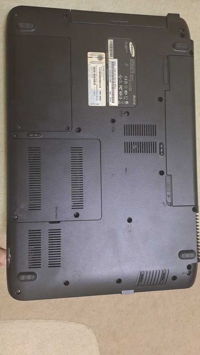 Laptop Samsung NP-RV510 - stricat