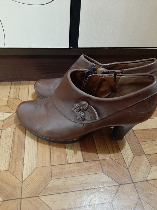 Отдам бесплатно женский ботильон