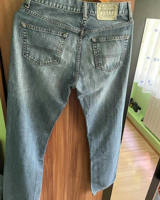 Jeansi Tommy   H