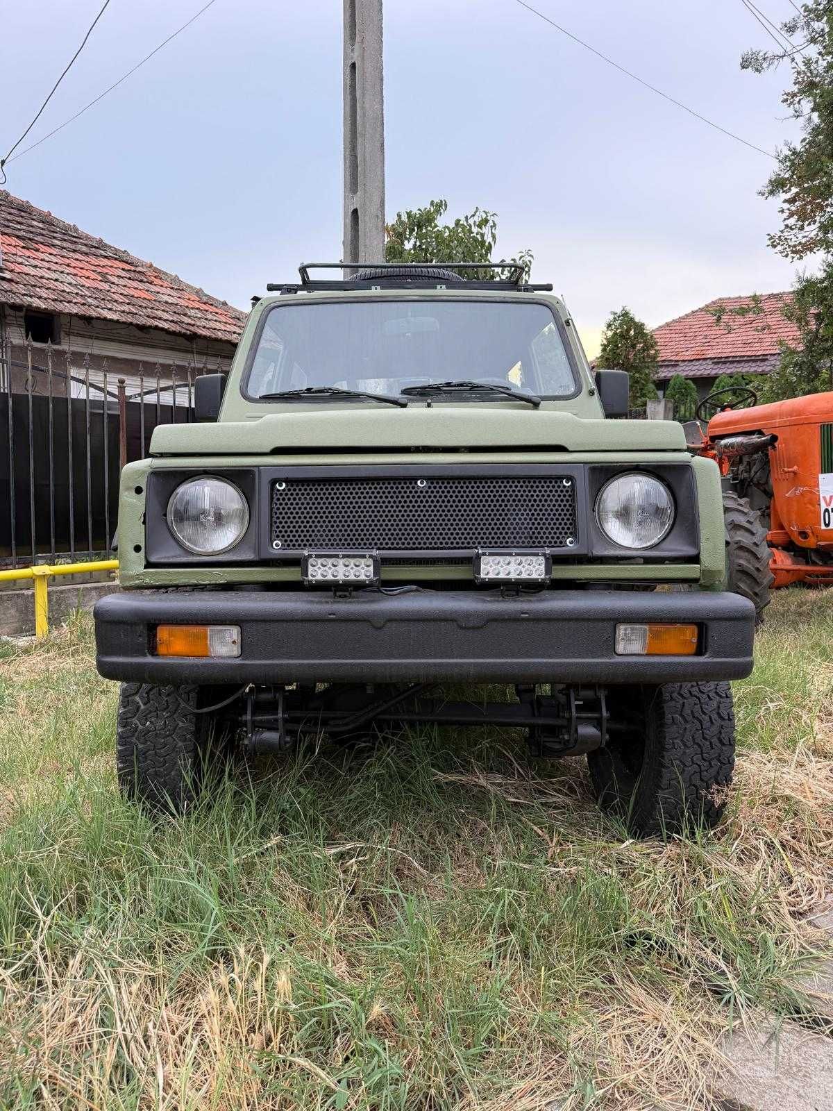 Land Rover Santana Suzuki