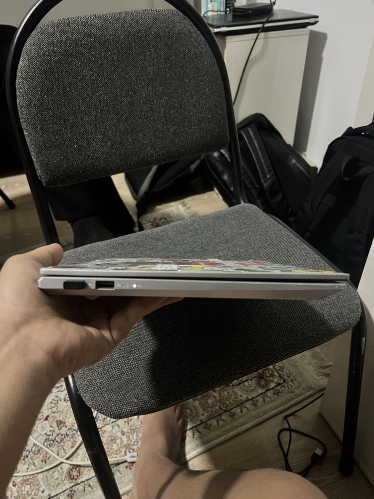 ноутбук Asus Vivobook