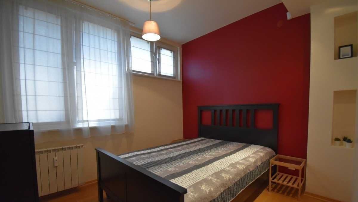 Дава се под наем Двустаен апартамент в София, Лозенец - 65 кв.м за 750 € - Снимка #5