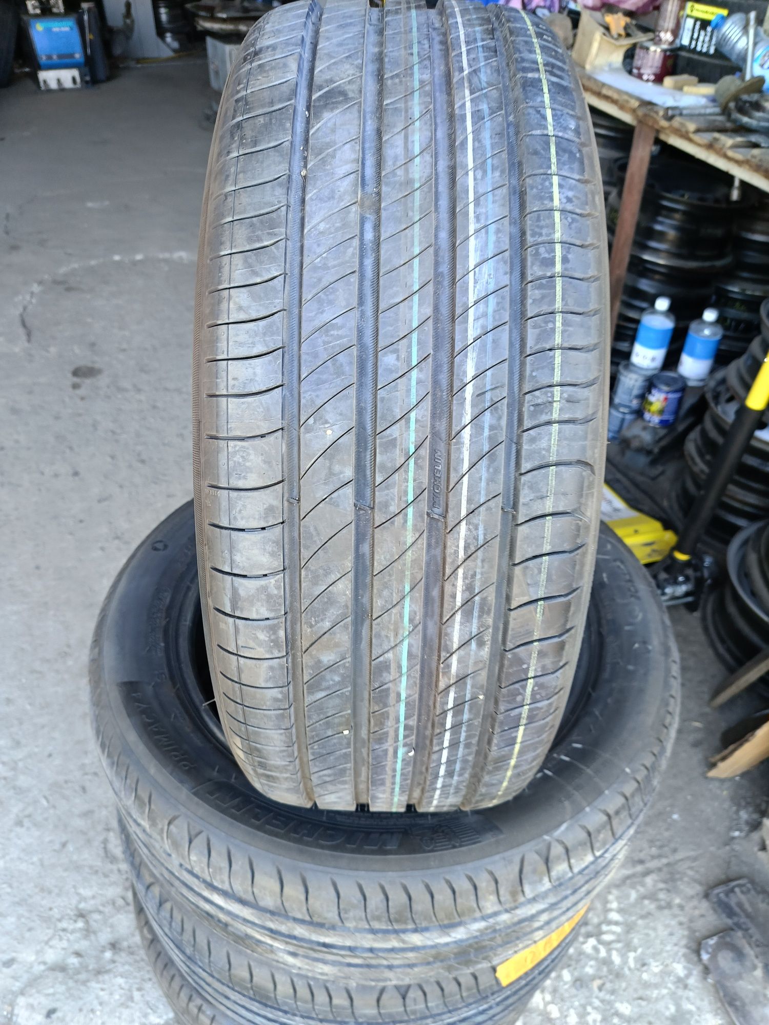 НОВИ ЛЕТНИ -18цола -215/55-1бр.-130лв."MICHELIN"