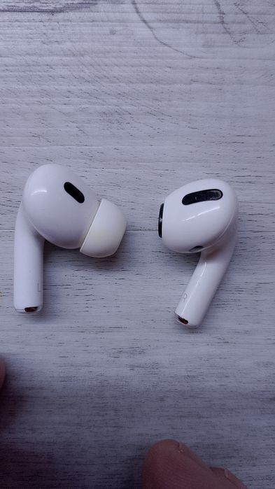 AirPods Pro 1 и 2