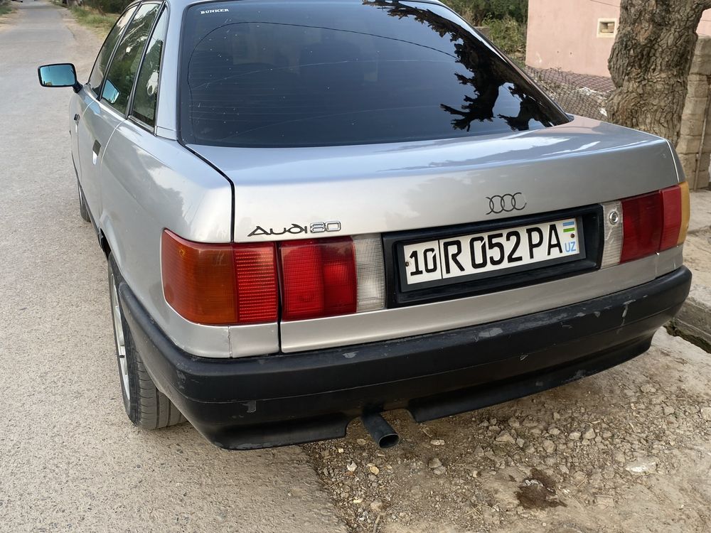 Ауди 80 сотилади
