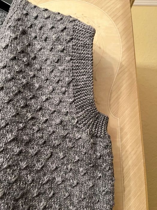 НОВ! Вълнен елек