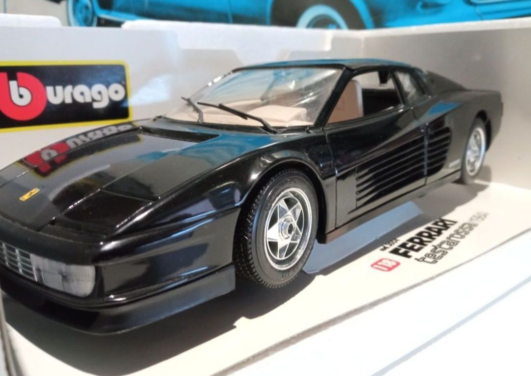 Ferrari testarossa blak bburago macheta auto la scara 1 18