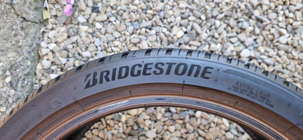 2 Anvelope Bridgestone 225 40 R18 M+S. Dot 2023