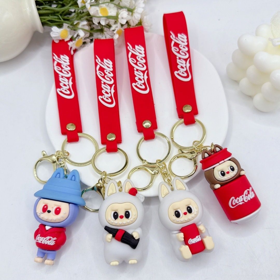 Лабубу Ключодържател Labubu Coca Cola, Лабубу Кока Кола