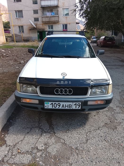 Продам Audi 80 B4
