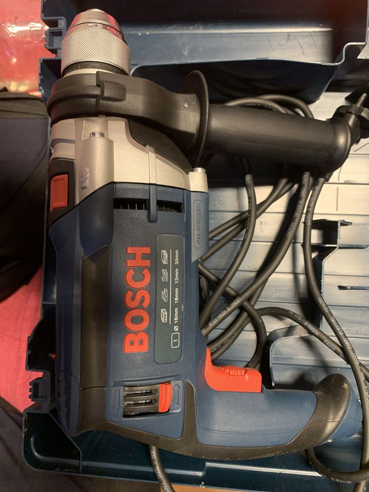 Bormasina profesionala Bosch GSB 16 RE