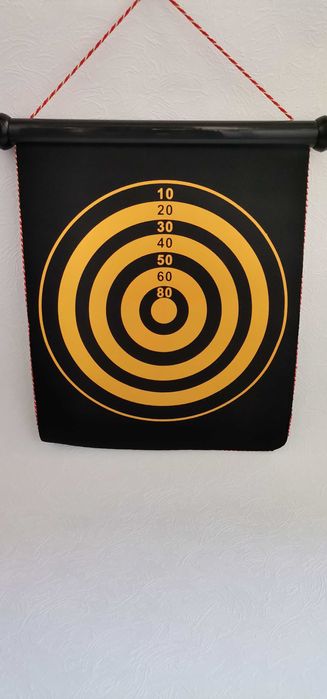 Tabla joc darts magnetic 2 in 1 pentru copii si adulti cu 4 sageti NOU