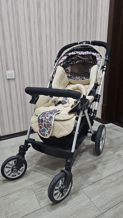 Детская коляска б/у