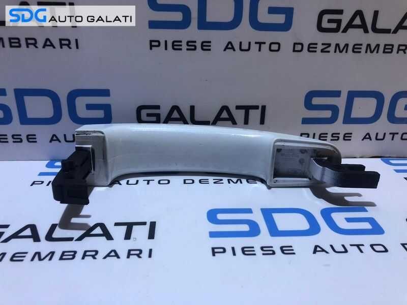 Maner Exterior Usa Portiera Dreapta Spate Ford Kuga 2008 – 2013 Cod 3M51-R22404-ACW