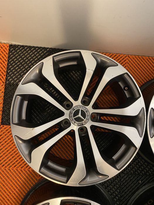 Jante originale Mercedes-benz GLC , GLA , E ,V , C Class pe 17