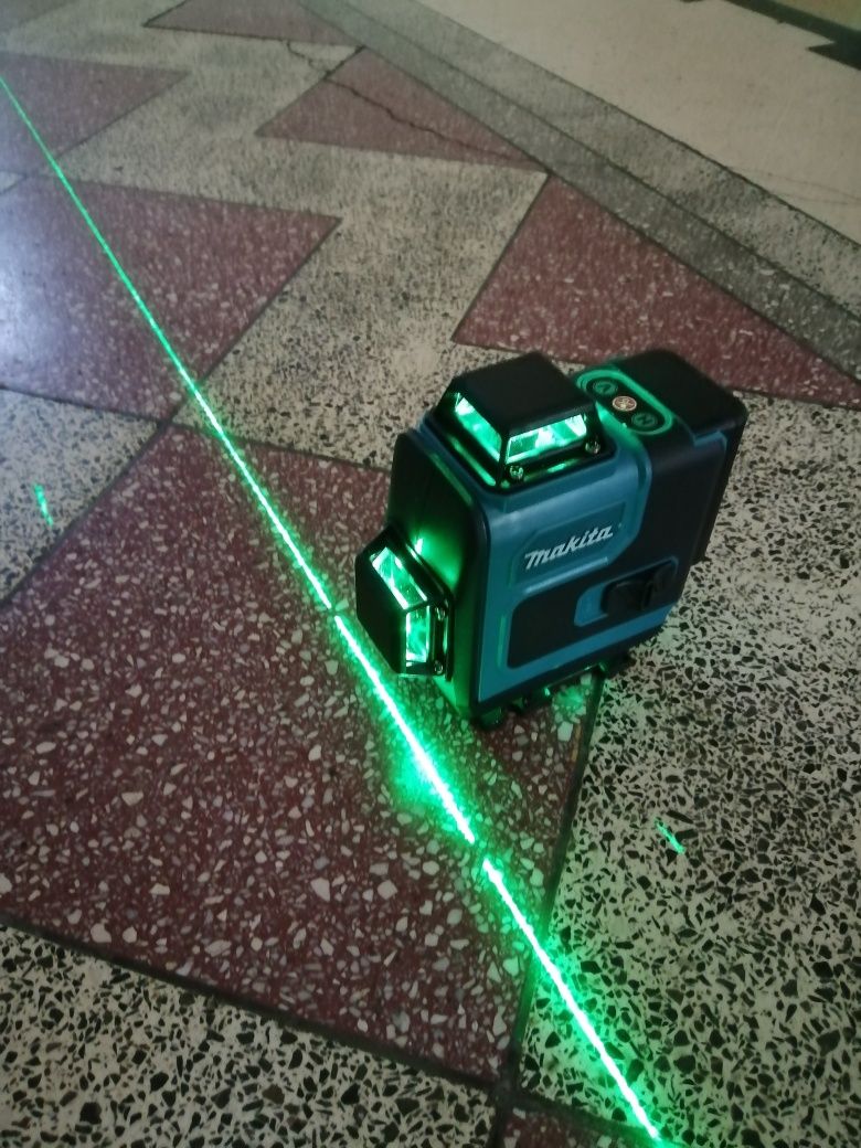 Laser nivel  Makita