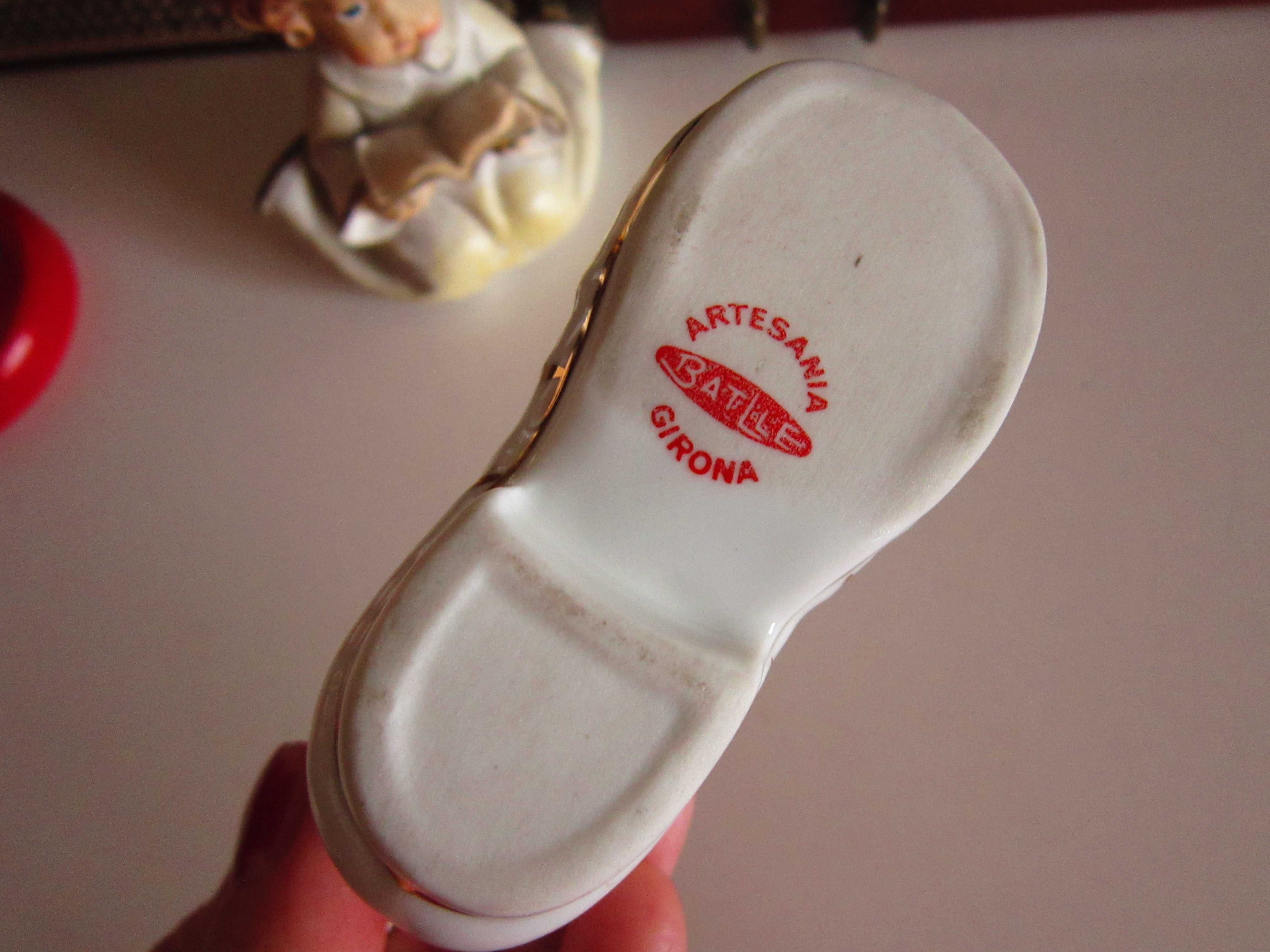 cadou rar Papuc porțelan alb vintage colectie Trinkets Shoe Italia