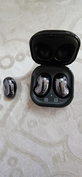 Наушники беспроводные.