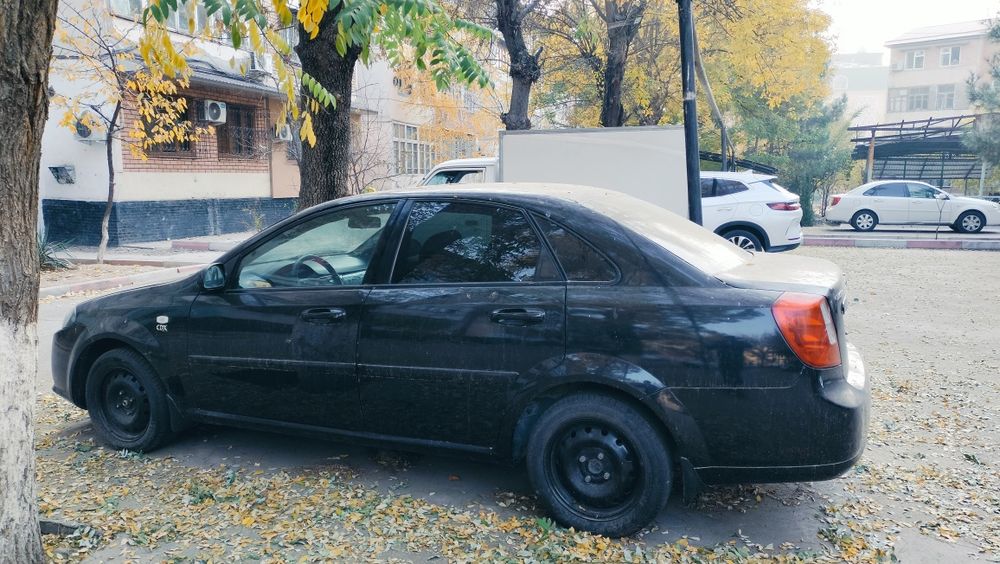 Lasetti 2013 arenda/naxt