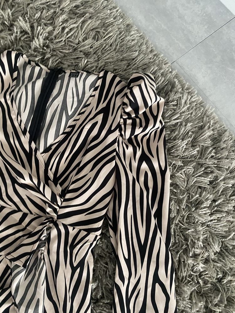 Rochie model zebra