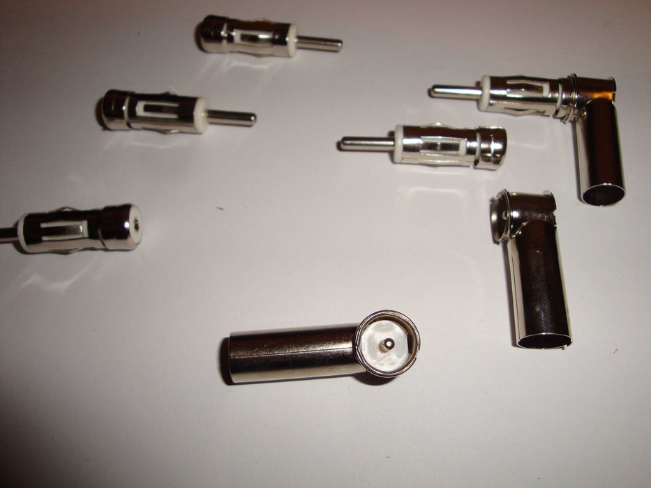 amplificator radio adaptor varf antena radio mp3 player cd auto